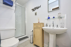 Photo 16- click for photo gallery